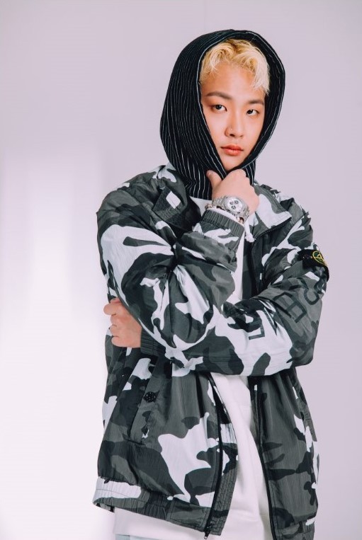 Kpop rapper Superbee