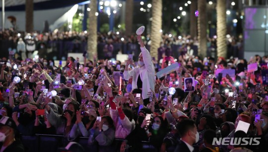 K-pop concert at Dubai Expo