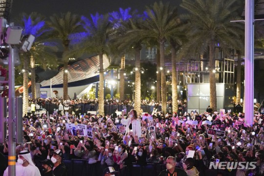 K-pop concert