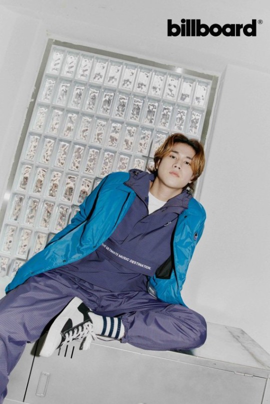 Kpop singer Mujin Lee with Billboard Style