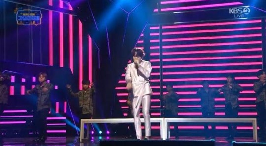 ​'가요대축제' 방탄소년단 슈가 'SEESAW' 무대 중 방송사고 '아쉬움' | 인스티즈