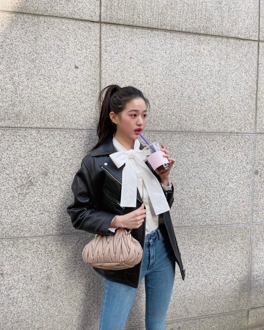 Instagram Post of IZ*One Wonyoung Jang