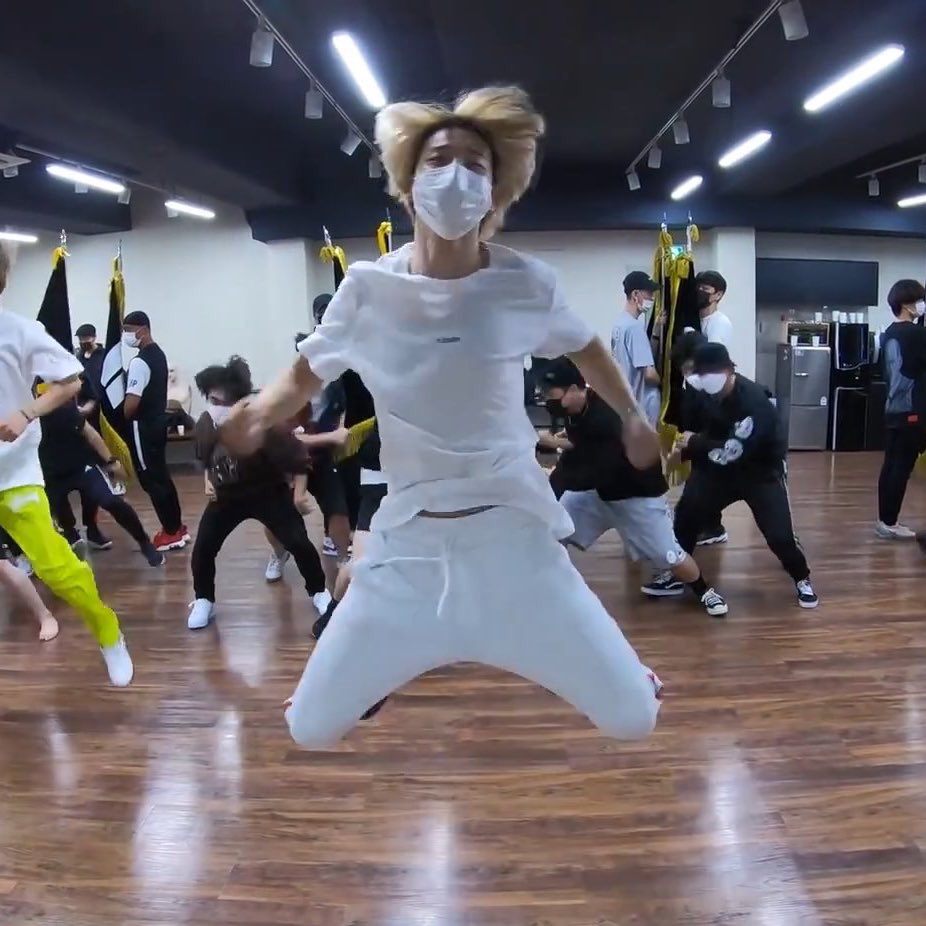 Slippers are just a girdle.. BTS Jimin 