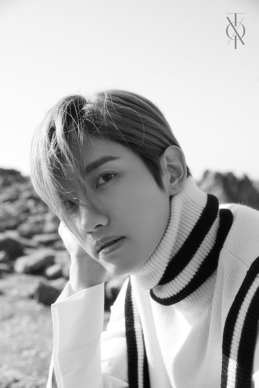 Info 1812 Max Changmin Wrote The Lyrics To Both New Tvxq Song Jelly Love 젤리 러브 And His New Solo Song 아스라이 Beautiful Stranger Thetruthoflove Truth Tvxq Express