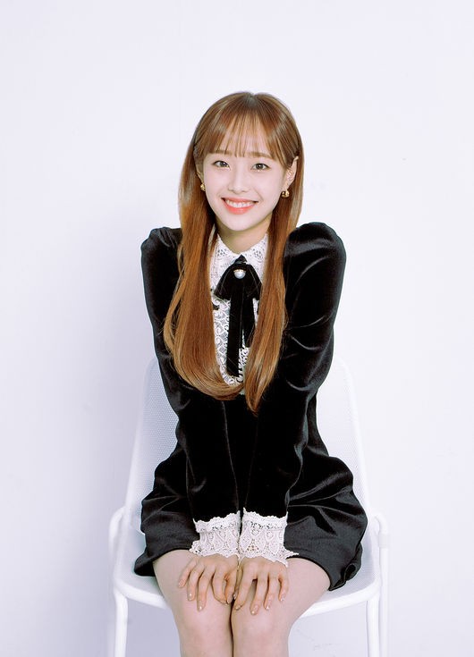Entertaining Idol Chuu Loona Joins Salty Tour For Second Time