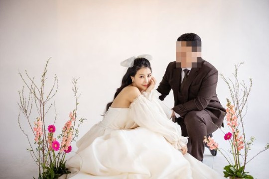 [단독] '3월 결혼' 한정원 