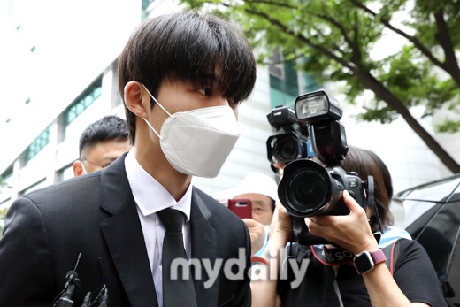 Singer B.I