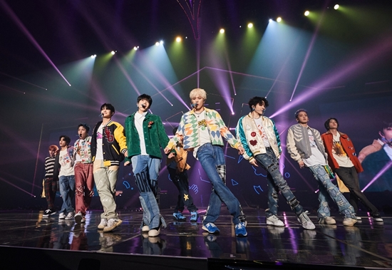 YG LIFE – TREASURE Takes Over Fukuoka as Part of Their Japanese