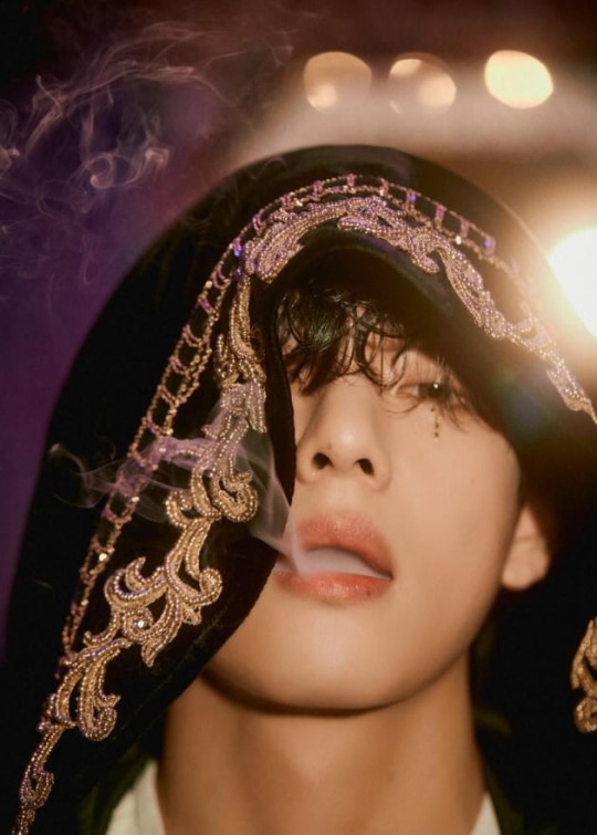 BTS V