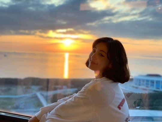 Jihyo At Sunset | allkpop Forums