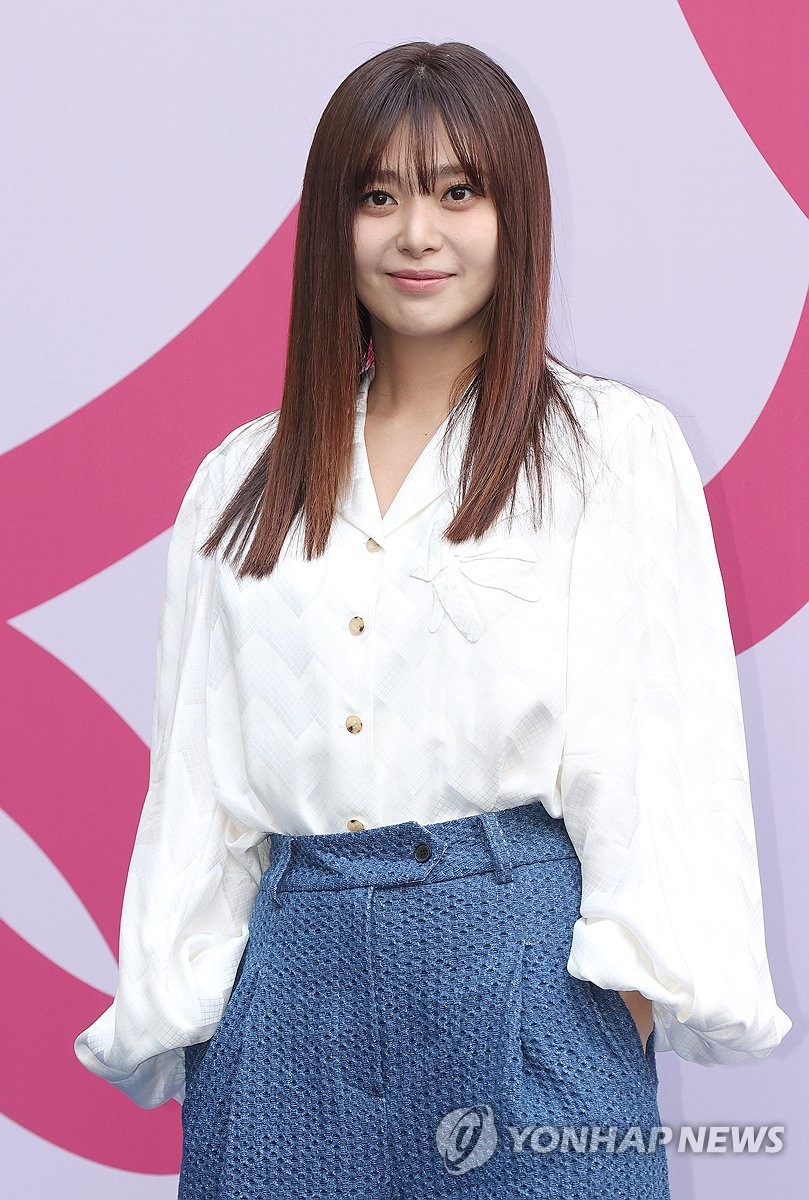 <b>서울패션위크 참석한</b> 이영은