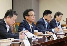 최상목 "증시폭락, 과거와 달리 이례적…정책대응역량 충분"