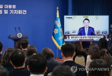 尹대통령 "경제 확실히 살아나는중…앞으로 더 크게 도약"