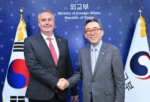 조태열, 체코 안보보좌관 만나 "원전사업으로 관계 도약 기회"