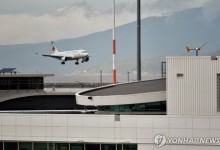 캐나다도 외국인에 빗장…"내년 유학생 비자발급 10% 줄인다"