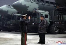 김정은 "핵무력 대응태세 엄격히"…美대선 전 ICBM기지 첫 공개(종합2보)