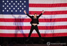 "머스크가 최대 승자" 테슬라 주가 8%↑ 시총 1조달러(종합)[트럼프 재집권]