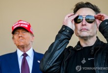 머스크 닿을 방법은?…기업들, '트럼프 절친' 로비 수단 고민