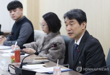 이주호, 예비교원들과 'AI교과서 활용' 논의