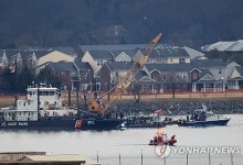 '충돌참사' 美공항일대 헬기 제한…관제사 태부족 실태 도마에(종합)
