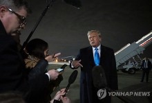 트럼프 "3일 加·멕 정상과 통화…對EU 관세, 시간표 없으나 곧"