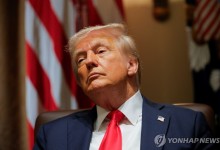 "트럼프 공항"·"트럼프의 날"…美공화의원 충성경쟁 '눈살'