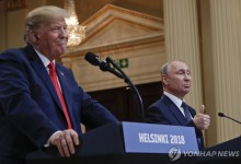미국인 과반수 "트럼프, 러시아와 과도하게 가까워"