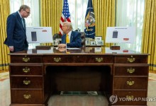 美경제위원장, 상호관세 부과국 미정 시사…"트럼프가 결정할것"(종합)