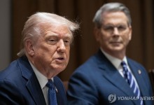 트럼프 "평화협상 나서라고 러 강하게 압박 중…데드라인 있다"(종합)