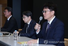 SKT "보안강화 위해 백신·EDR 설치…예약자 50% 5월내 유심교체"