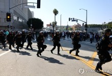 "집밖으로 나가기 무서워"…연일 계속되는 LA시위에 한인들 '불안'