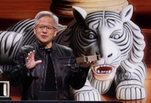 "시총 4조달러 역사 쓴 젠슨 황 중국 간다…9월 중국 전용 칩 출시"