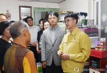 쪽방촌 찾은 기재차관 "폭염 사각지대 없게 행정역량 총동원"