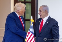 트럼프 "네타냐후 이스라엘 총리는 전쟁영웅…나도 그렇다"