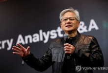 미중 사이에 낀 엔비디아…실적 발표 앞두고 젠슨 황 입에 쏠린 눈