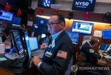 뉴욕증시, 고용냉각·경기둔화 우려에 하락…다우 0.5%↓(종합)