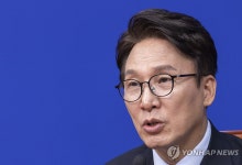김민석, 여권 강경파의 대통령 비판에 "자기 역할 집중하라" 경고