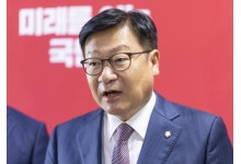 국힘, 조희대 탄핵 망설임 비판하며 '대통령 정치적 파옥' 시도 주장