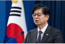 청와대, '대통령 AI 기대 국정운영' 보도에 사실왜곡 반박