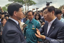 "김관영은 물러가라" 완주군민 거센 저항에 부딪힌 의회방문