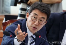 민주 "지역화폐법 이번주 처리…채상병·김건희 특검법도 12일 처리 검토"