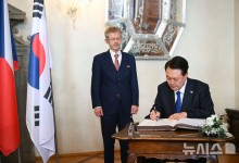 윤 "두코바니 원전 한-체코 협력 이정표…상원 관심 가져달라"
