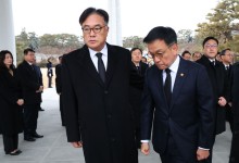 최상목 대통령 권한대행 '새해 첫 일정 함께한 대통령실 고위 참모들 사의 표명'[뉴시스Pic]
