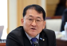 조국혁신당 '조세개혁특위 구성 결의안' 발의…"산발적 감세 경쟁 중단"