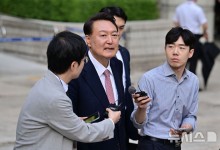 尹, 오전 10시 소환 불응…경찰 "오후까지 기다릴 것"