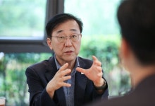 김윤덕 장관 "LH 아파트 인식 바뀌었단 평가 받을 것"