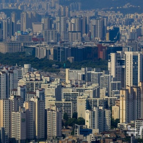 지방도 새 아파트만 찾는다…신축 거래·가격 ‘독주’