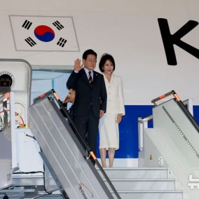 이 대통령, 멕시코 도착…내일 셰인바움 대통령과 정상회담(종합)