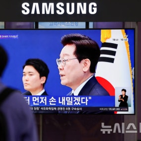 이 대통령, 강훈식 사의로 靑 참모진 개편 본격화 할 듯…인사 폭·방향 주목