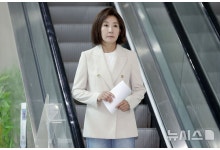 나경원, 젤렌스키 감사 서한 논란에 '친북 정권' vs '매국' 격렬 공방